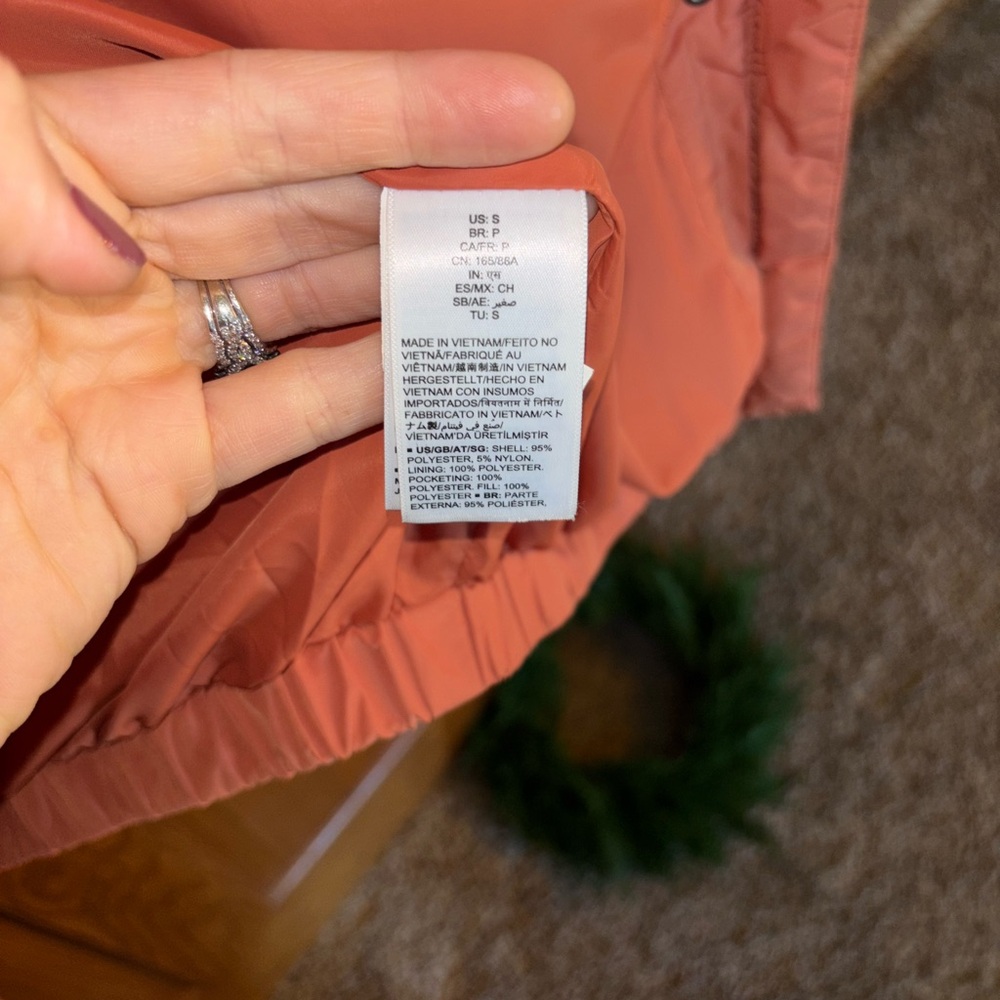 Daily Ritual Puffer Jacket - Picture 5 of 5